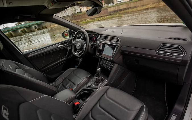 Volkswagen Tiguan Allspace cena 130800 przebieg: 150000, rok produkcji 2020 z Lubin małe 667